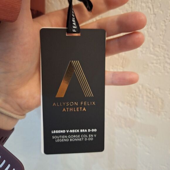Athleta x Allyson Felix Legend V-Neck Bra D-DD - Picture 3 of 9